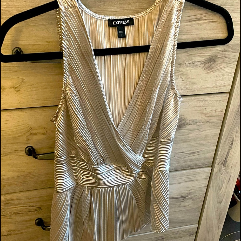 Express - Champagne sexy chic top!